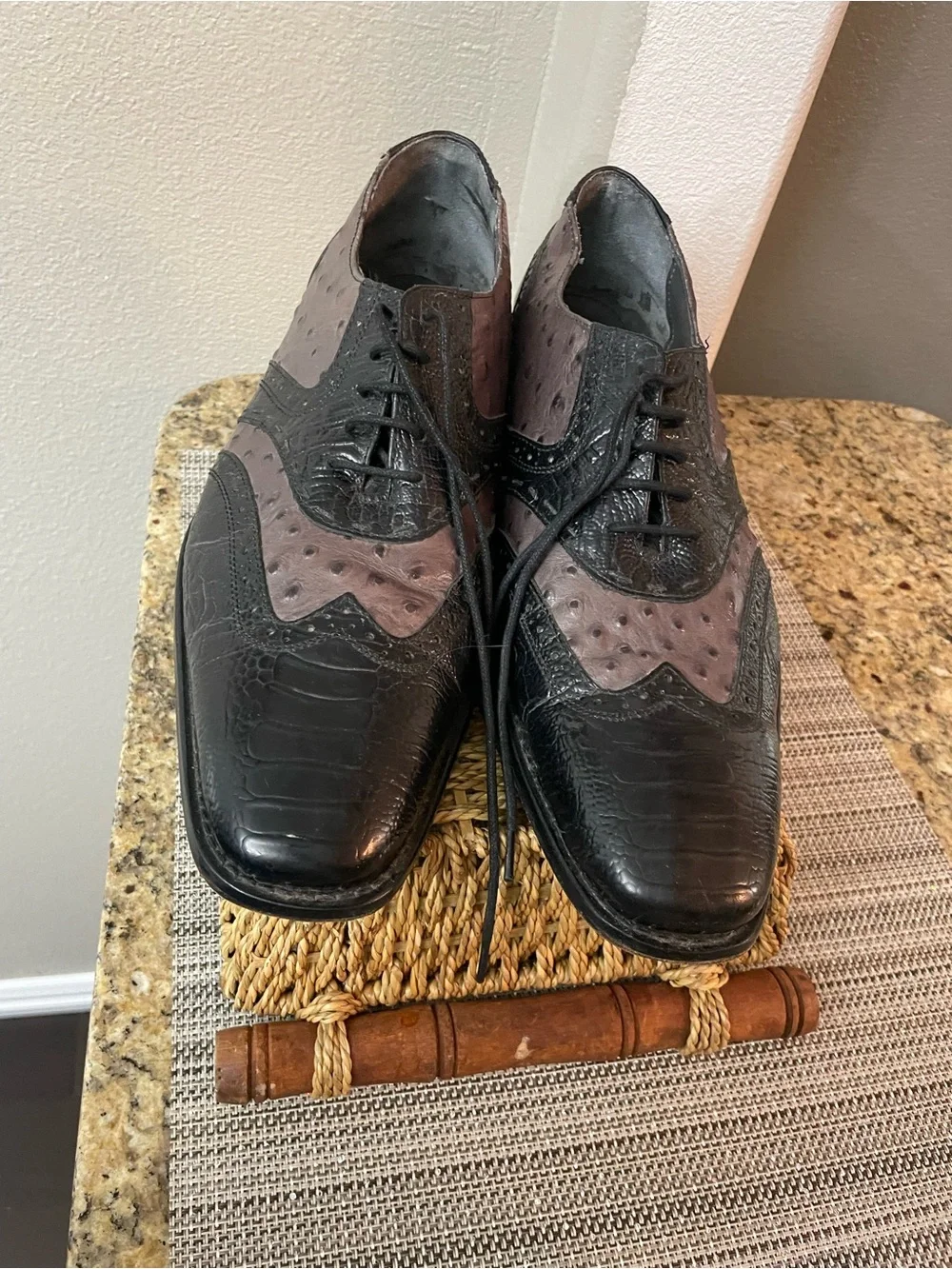 Men’s Black & Gray Exotic Ostrich Crocodile Print Wingtip Oxford Dress Shoe